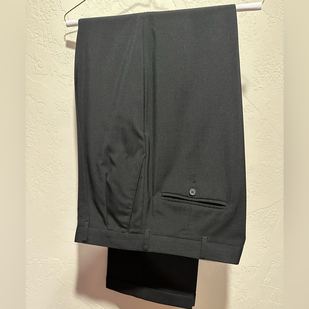 Men’s Haggar vintage black dress pants 34x34